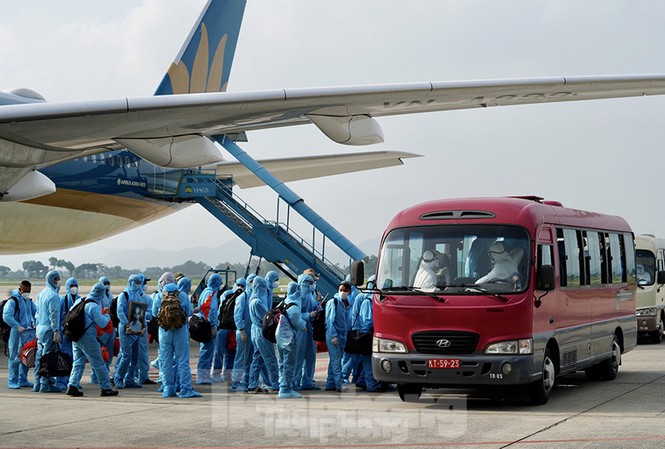 Hạn chế đưa tối đa các chuyên bay đưa người nhập cảnh vào Việt Nam