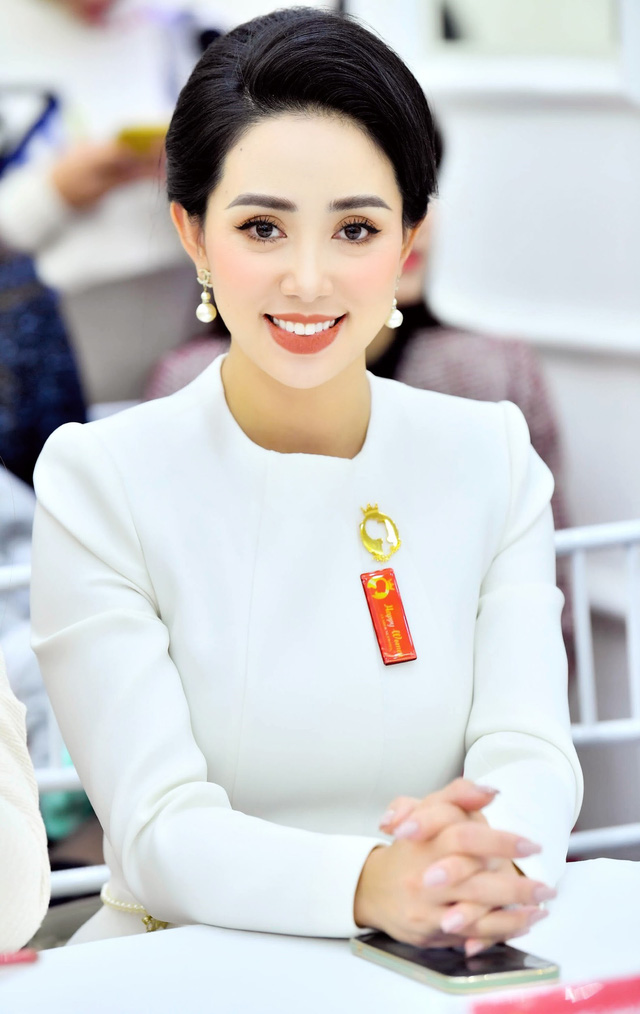 Nữ hoàng doanh nhân 2019 - Phạm Quỳnh