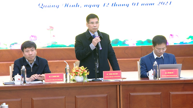Đồng chí Trương Công Ngàn, Phó trưởng Ban thường trực Ban Tuyên giáo Tỉnh ủy phát biểu chỉ đạo tại hội nghị
