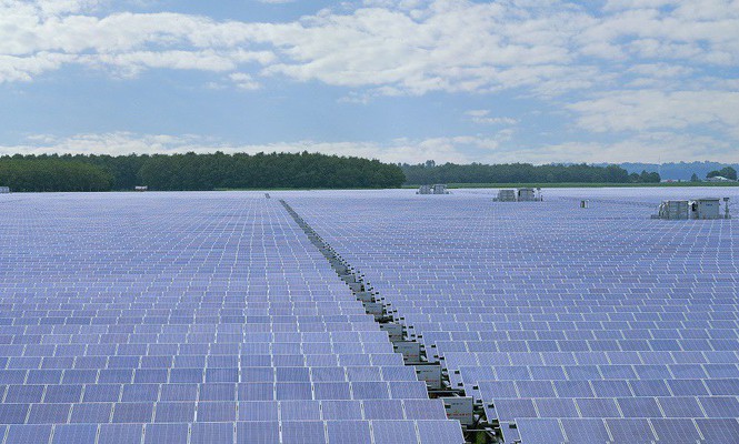 Cụm nhà máy điện mặt trời Dầu Tiếng sẽ cung cấp nguồn điện với công suất 690 triệu kWh mỗi năm, tương đương với mức tiêu thụ điện của gần 320.000 hộ gia đình Việt Nam