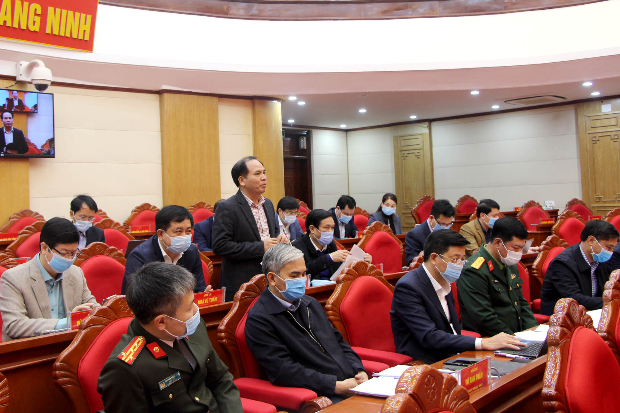 Giám đốc Sở Tài chính Trần Văn Lâm phát biểu tại hội nghị.