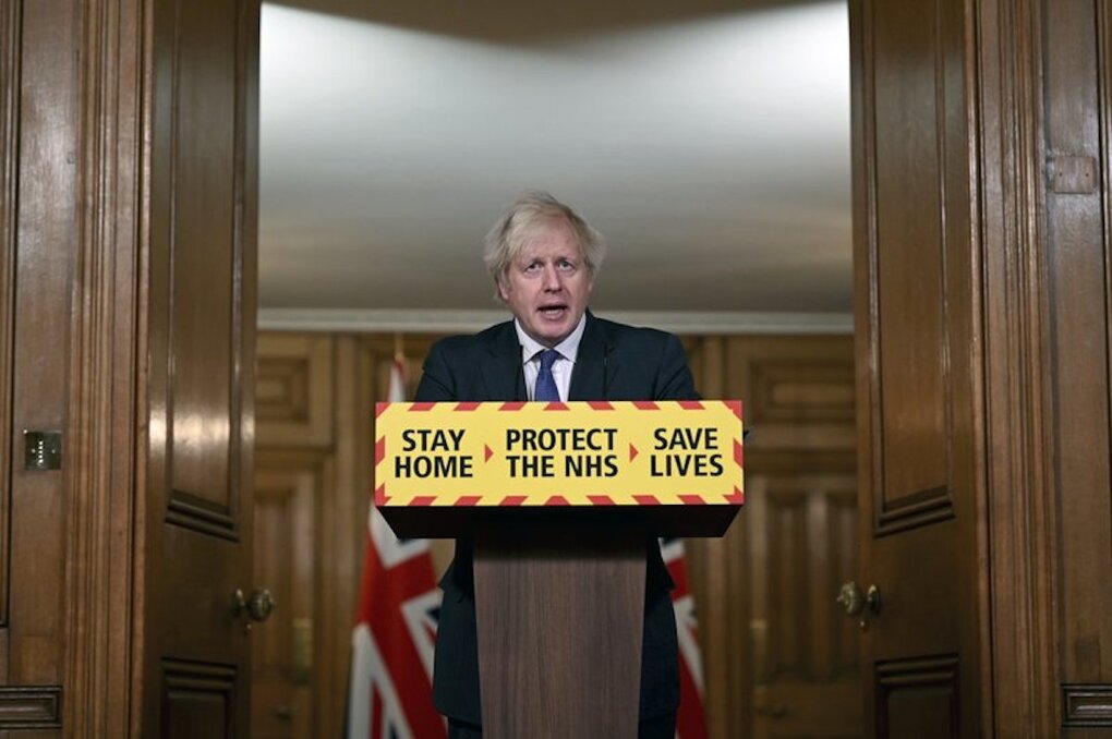 Thủ tướng Anh, Boris Johnson phát biểu trong họp báo ở London ngày 22/1. Ảnh: AP