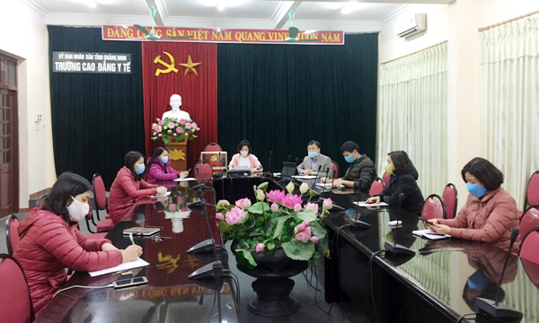 Trường Cao đẳng Y tế Quảng Ninh họp 