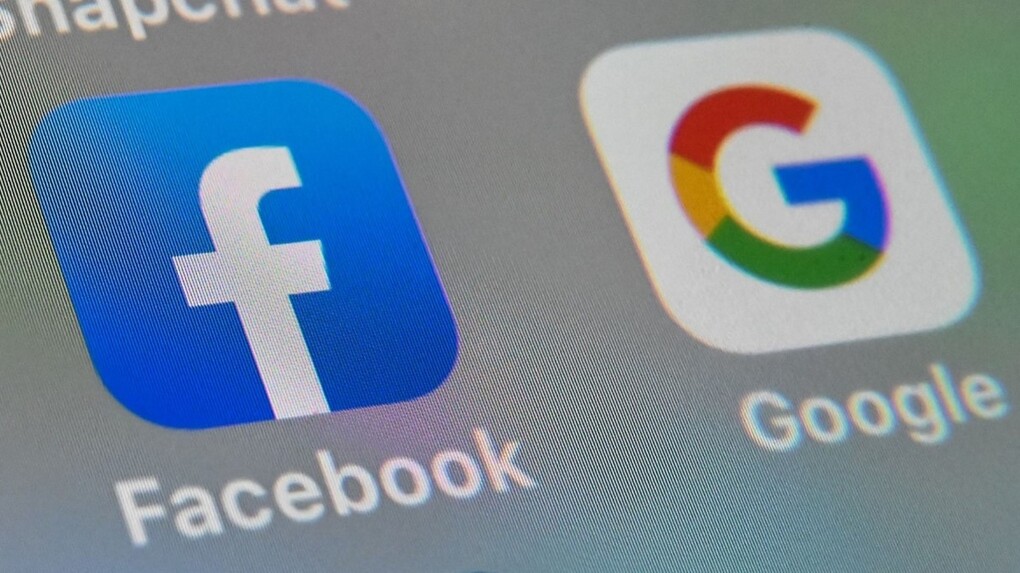 Facebook và Google là hai nền tảng quảng cáo trực tuyến lớn nhất hiện nay. Ảnh: AFP.