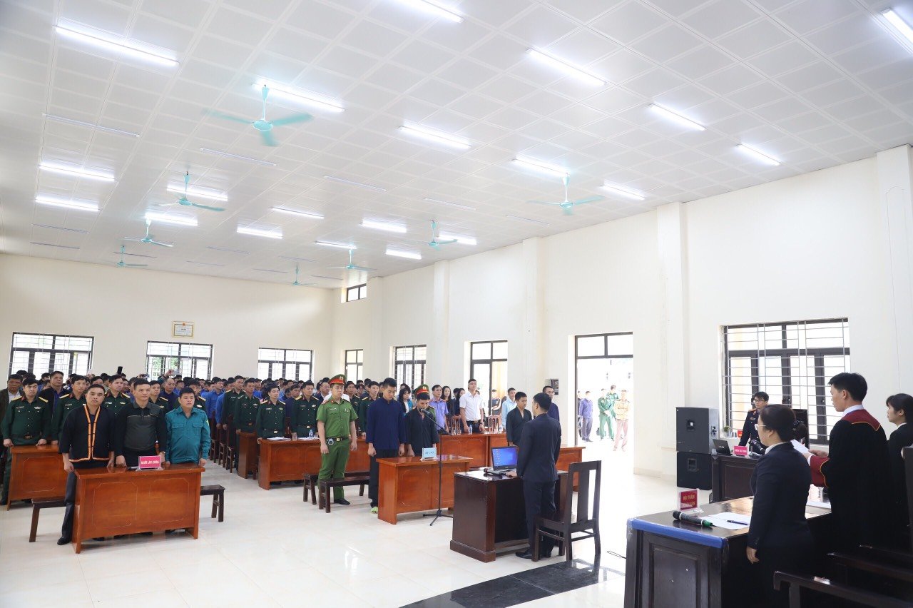 Sở Tư pháp tổ chức phiên tòa giả định tuyên truyền pháp luật cho người dân huyện Bình Liêu.