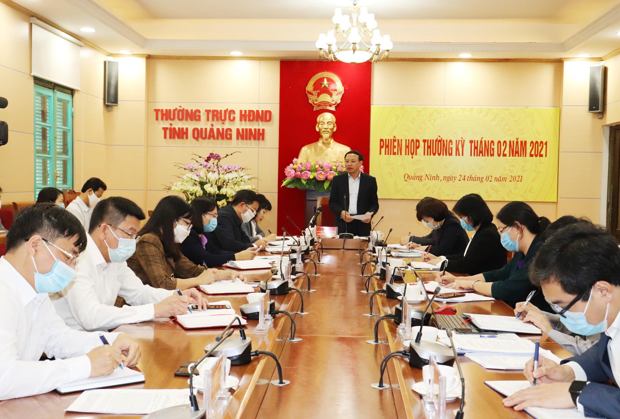 Đồng chí Nguyễn Xuân Ký, Bí thư Tỉnh ủy, Chủ tịch HĐND tỉnh phát biểu kết luận tại cuộc họp.
