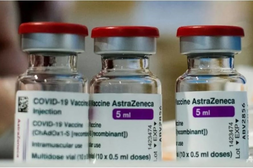 Italia đã chặn lô vaccine AstraZeneca 250.000 liều xuất khẩu sang Australia, lần đầu tiên theo lệnh cấm xuất khẩu của chương trình giám sát vaccine từ Ủy ban Châu Âu. Ảnh: AFP