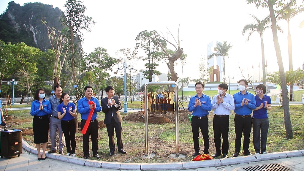 Tỉnh Đoàn Quảng Ninh khánh thành Vườn cây tuổi trẻ tại Cung Văn hóa thanh thiếu nhi tỉnh