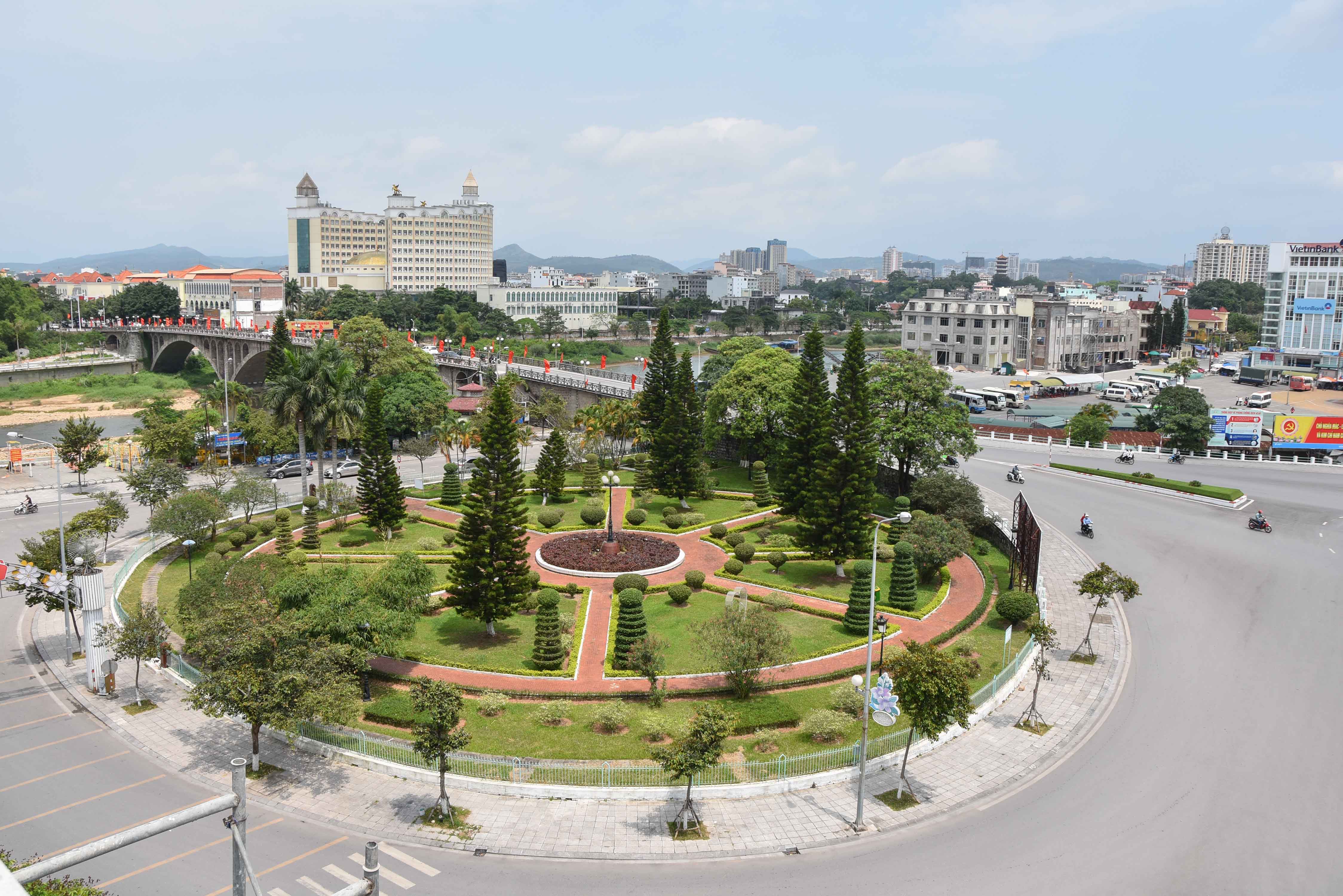 TP Móng Cái đã được công nhận là đô thị loại II, tiếp tục hướng tới thành phố cửa khẩu quốc tế hiện đại.