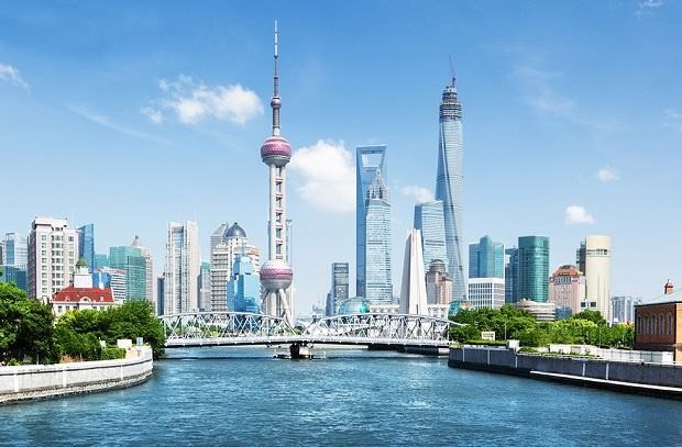 Thành phố cảng Thượng Hải với con Sông Hoàng Phố nền kinh tế phát triển bậc nhất Trung Quốc.