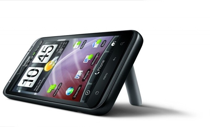 HTC Thunderbolt phát hành với hỗ trợ 4G LTE.