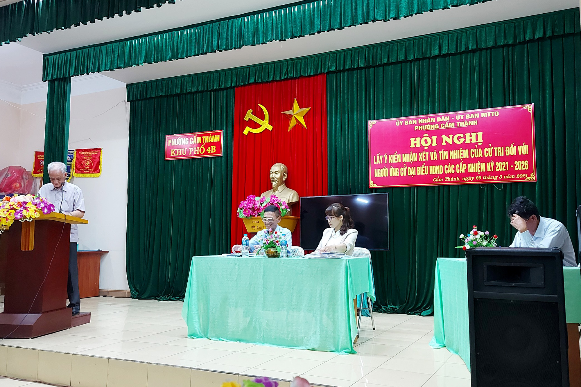 Khu 4B, phường Cẩm Thành (TP Cẩm Phả) tổ chức hội nghị lấy ý kiến cử tri nơi cư trú với người ứn