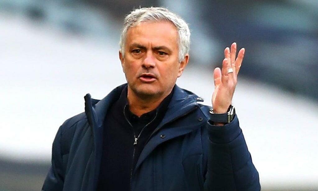 Mourinho còn hợp đồng với Tottenham đến hè 2023. Ảnh: Reuters