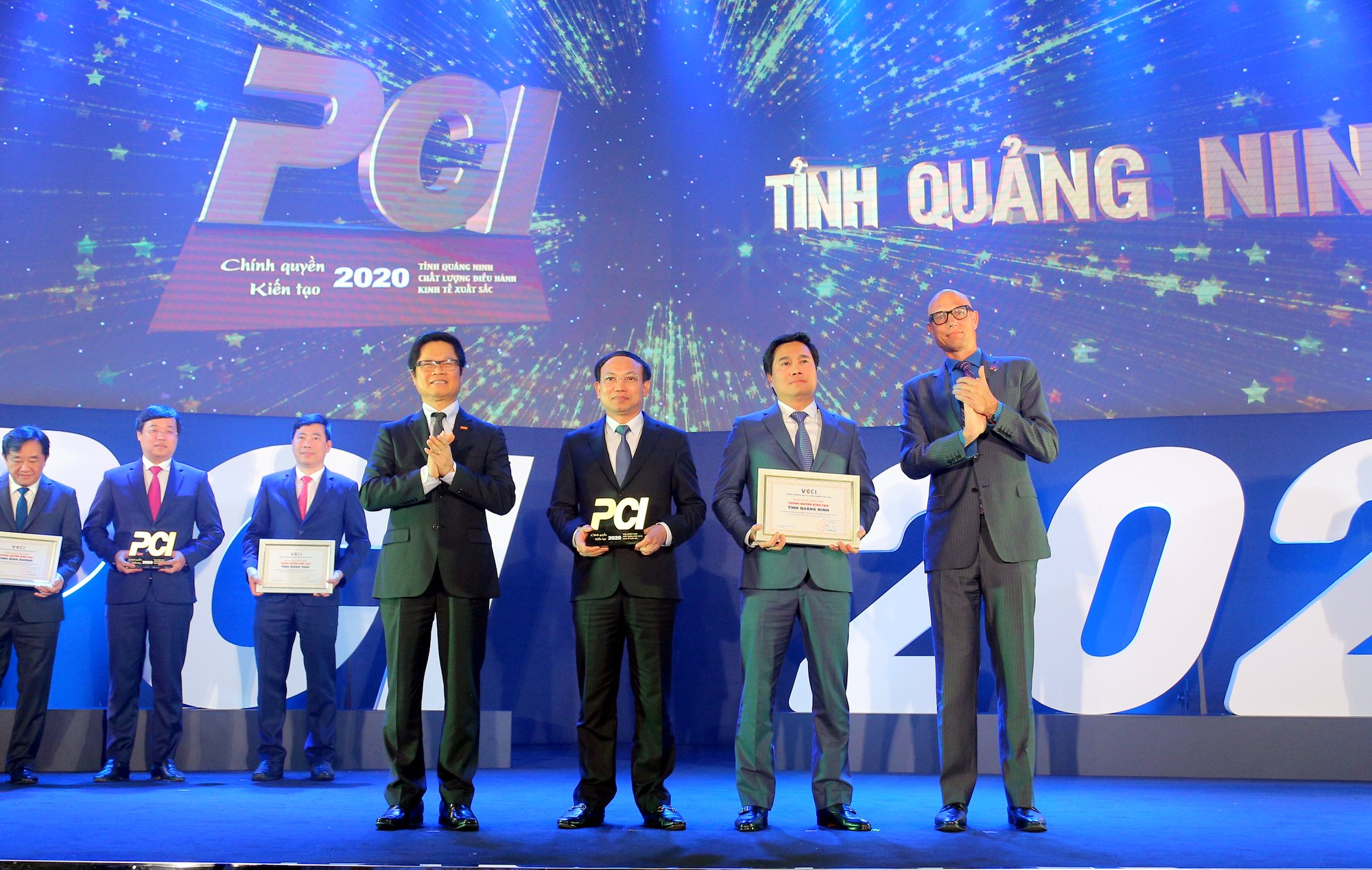 Quảng Ninh tiếp tục thể hiện sự xuất sắc, vượt qua và chiến thắng chính mình khi năm thứ 4 liên tiếp giữ vững ngôi vị Quán quan PCI.