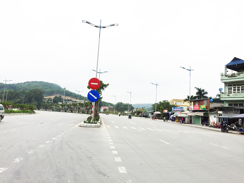 QL18A đoạn từ nút giao thông Hoàng Quốc Việt với đường 18A đến cầu Bãi Cháy, TP Hạ Long