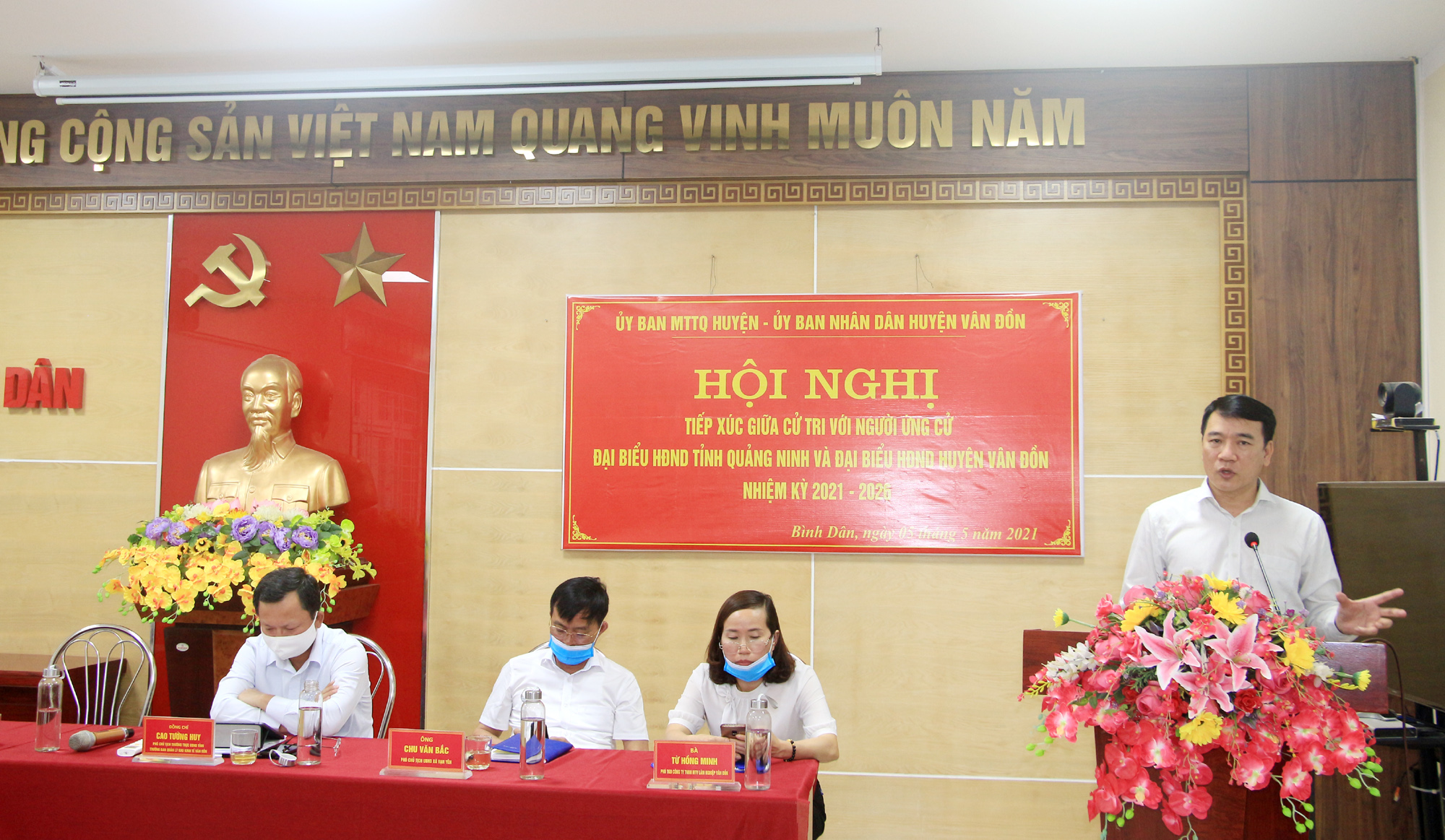Đồng chí Tô Xuân Thao, Bí thư Huyện ủy Vân Đồn, người tham gia ứng cử đại biểu HĐND huyện Vân Đồn khóa XX nhiệm kỳ 2021-2026.