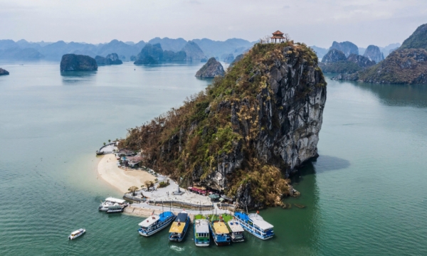 Gia tăng trải nghiệm trên Vịnh Hạ Long