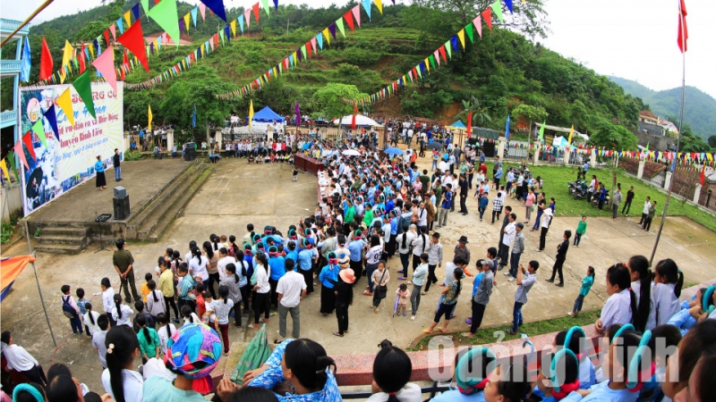 Lễ hội hát Soóng Cọ 2014. Ảnh: Khánh Giang