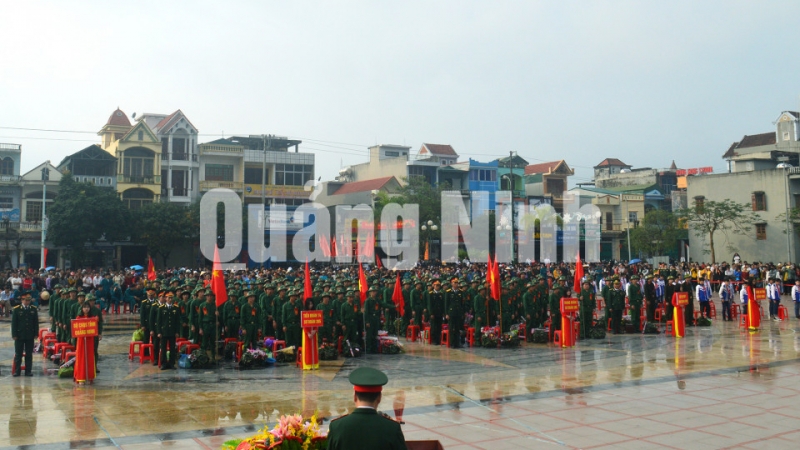 Toàn cảnh lễ giao nhận quân năm 2019 tại huyện Hải Hà (2-2019). Ảnh: Hoàng Quỳnh