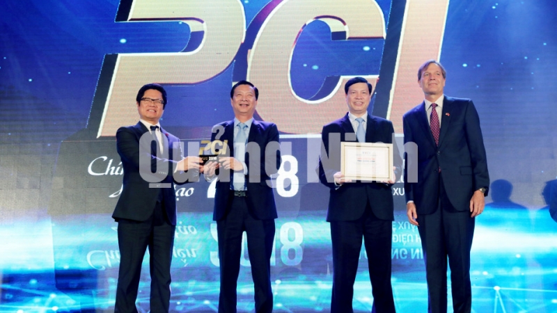 Quảng Ninh được vinh danh quán quân PCI 2018. Ảnh: Thu Chung