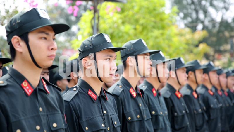 Các chiến sĩ Tiểu đoàn Cảnh sát cơ động Công an tỉnh sẵn sàng vì nhân dân phục vụ. Ảnh: Hùng Sơn