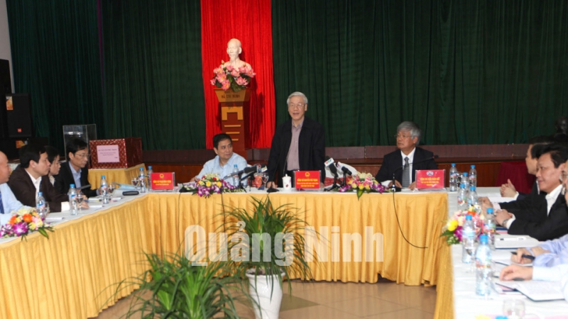 Đồng chí Nguyễn Phú Trọng phát biểu tại buổi làm việc.