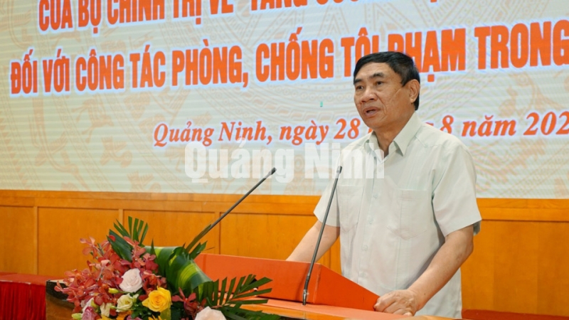 Đồng chí Trần Quốc Cường, Ủy viên Trung ương Đảng, Phó Trưởng Ban Nội chính Trung ương phát biểu tại hội nghị (9-2020). Ảnh: Nguyễn Thanh