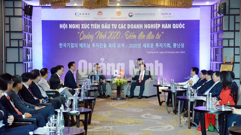Hội nghị Xúc tiến đầu tư các doanh nghiệp Hàn Quốc năm 2020 với chủ đề “Quảng Ninh 2020 - Điểm đến đầu tư” (8-2020). Ảnh: Đỗ Phương