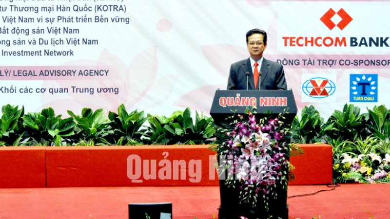 Thủ tướng Chính phủ Nguyễn Tấn Dũng phát biểu tại hội nghị.