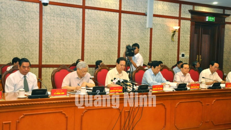 Các Uỷ viên Bộ Chính trị nghiên cứu Đề án của tỉnh Quảng Ninh
