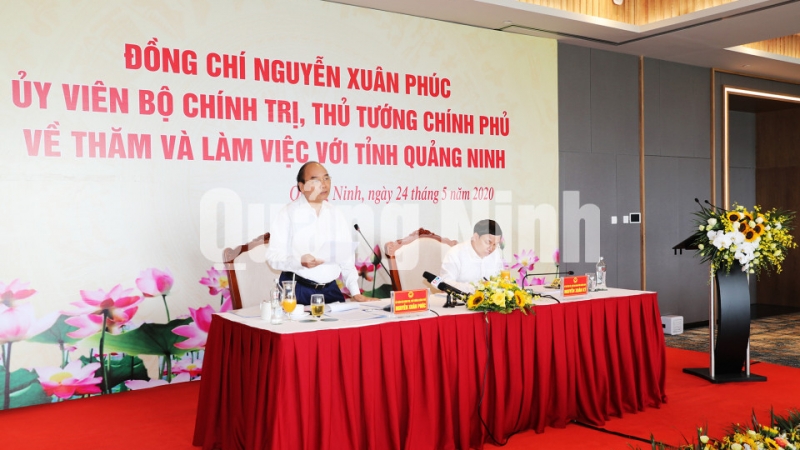 Thủ tướng Chính phủ Nguyễn Xuân Phúc phát biểu chỉ đạo tại buổi làm việc với tỉnh Quảng Ninh (5-2020). Ảnh: Trung tâm Truyền thông Quảng Ninh