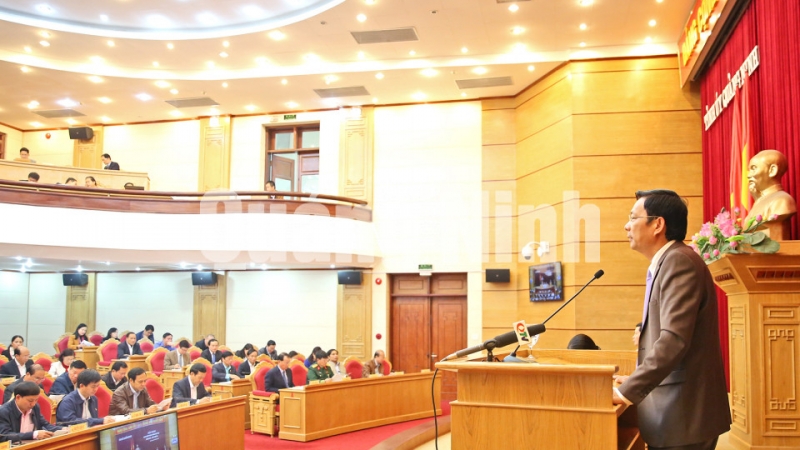 Bí thư Tỉnh ủy Nguyễn Văn Đọc phát biểu tại Hội nghị.
