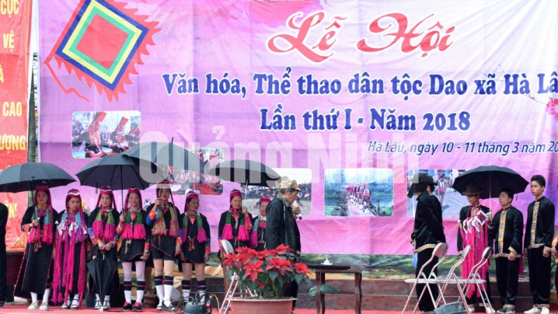 Lễ hội Văn hóa, thể thao dân tộc Dao xã Hà Lâu lần thứ I-2018. Ảnh: Công Thành