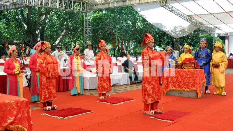 Thực hiện nghi lễ tế tại lễ hội đền An Sinh 2018 (10-2018). Ảnh: Phan Hằng