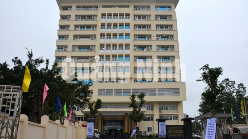 Trung tâm Ung bướu, Bệnh viện Bãi Cháy (5-2019). Ảnh: Nguyễn Hoa