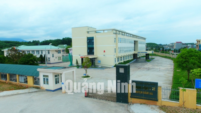 Trung tâm Y tế huyện Đầm Hà. Ảnh: Khánh Giang