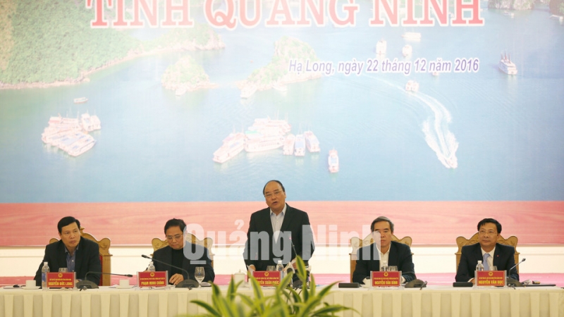 Thủ tướng Chính phủ Nguyễn Xuân Phúc làm việc với tỉnh Quảng Ninh.