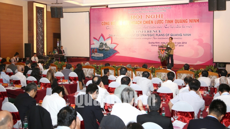 Thủ tướng Nguyễn Tấn Dũng phát biểu tại Hội nghị công bố các quy hoạch chiến lược tỉnh Quảng Ninh.