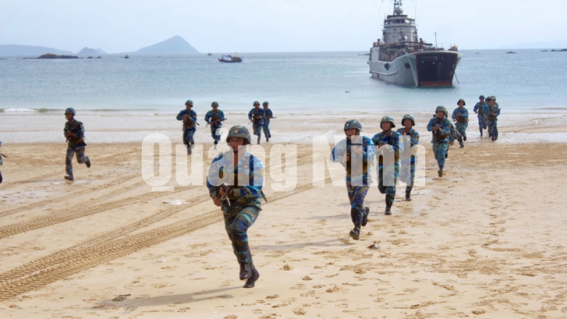 Cán bộ, chiến sĩ Lữ đoàn Hải quân 147 huấn luyện diễn tập (8-2020). Ảnh: Lưu Linh