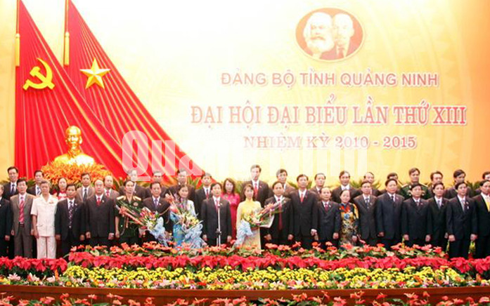 Đại hội Đại biểu Đảng bộ tỉnh Quảng Ninh khóa XIII (tháng 1-2005). Ảnh: Đỗ Khánh