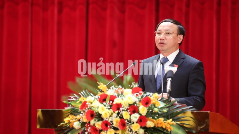 Bí thư Tỉnh uỷ, Chủ tịch HĐND tỉnh Nguyễn Xuân Ký phát biểu khai mạc Kỳ họp.
