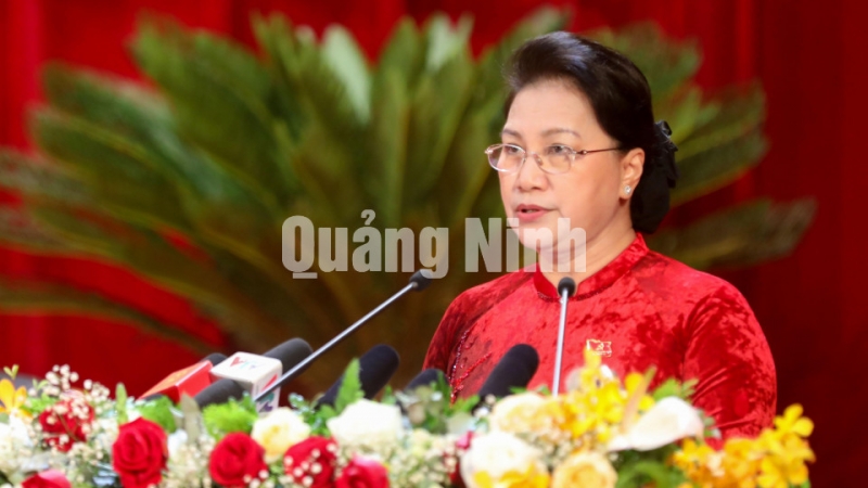 Đồng chí Nguyễn Thị Kim Ngân, Ủy viên Bộ Chính trị, Chủ tịch Quốc hội, phát biểu chỉ đạo tại Đại hội.