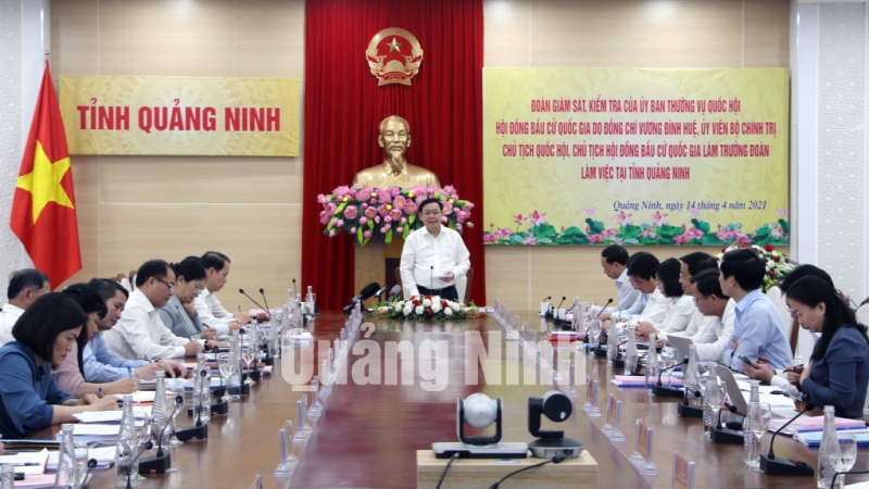 Đồng chí Vương Đình Huệ, Chủ tịch Quốc hội, Chủ tịch Hội đồng Bầu cử quốc gia, kết luận buổi làm việc với tỉnh Quảng Ninh (4-2021). Ảnh: Thu Chung