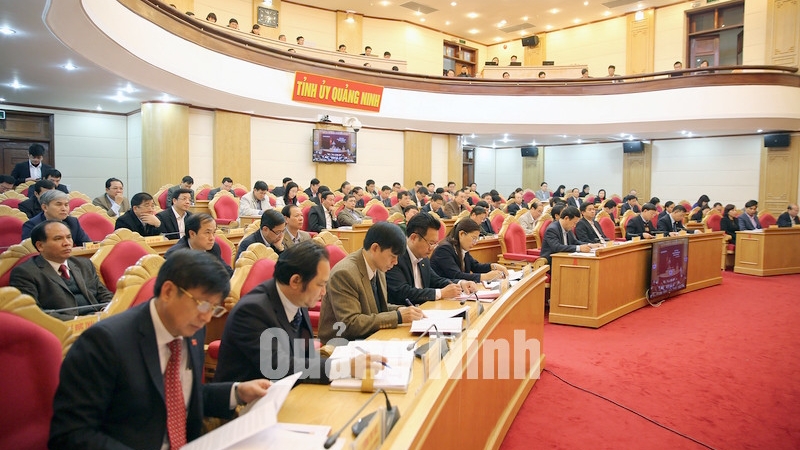 BCH Đảng bộ tỉnh thảo luận, cho ý kiến về dự thảo Nghị quyết phát triển Khoa học công nghệ tỉnh Quảng Ninh đến năm 2020.