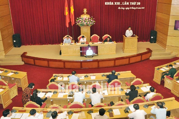 Đồng chí Nguyễn Văn Đọc, Bí thư Tỉnh ủy, Chủ tịch HĐND tỉnh phát biểu chỉ đạo tại Hội nghị.