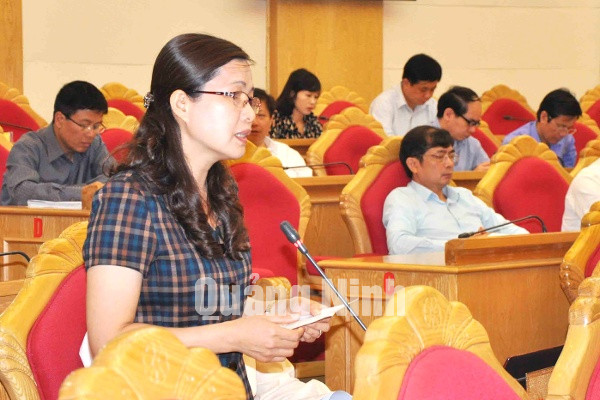 Lãnh đạo huyện Ba Chẽ tham gia ý kiến tại Hội nghị.