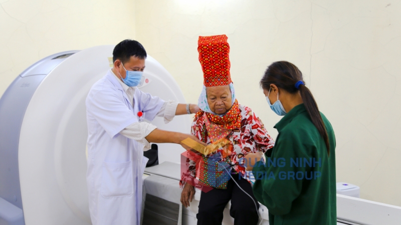 Trung tâm Y tế huyện được đầu tư cơ sở hạ tầng, trang thiết bị y tế hiện đại, thực hiện tốt công tác chăm sóc sức khỏe cho người dân (10-2021). Ảnh: Nguyễn Hưng