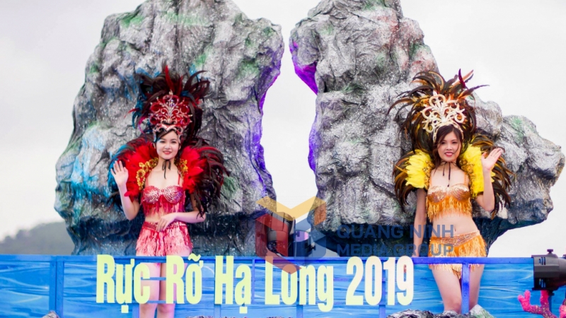 Chương trình diễn diễu Carnaval và nghệ thuật Rực rỡ Hạ Long 2019 (4-2019). Ảnh: Đỗ Phương