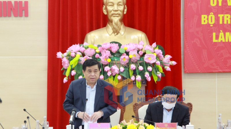 Bộ trưởng Bộ Kế hoạch và Đầu tư Nguyễn Chí Dũng phát biểu chỉ đạo tại buổi làm việc (3-2022). Ảnh: Thu Chung