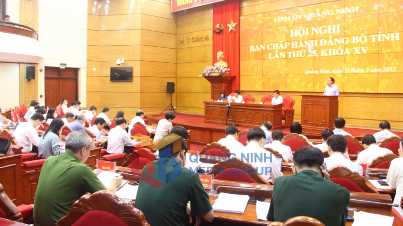 Quang cảnh hội nghị Ban Chấp hành Đảng bộ tỉnh lần thứ 25 (5-2022). Ảnh: Thu Chung